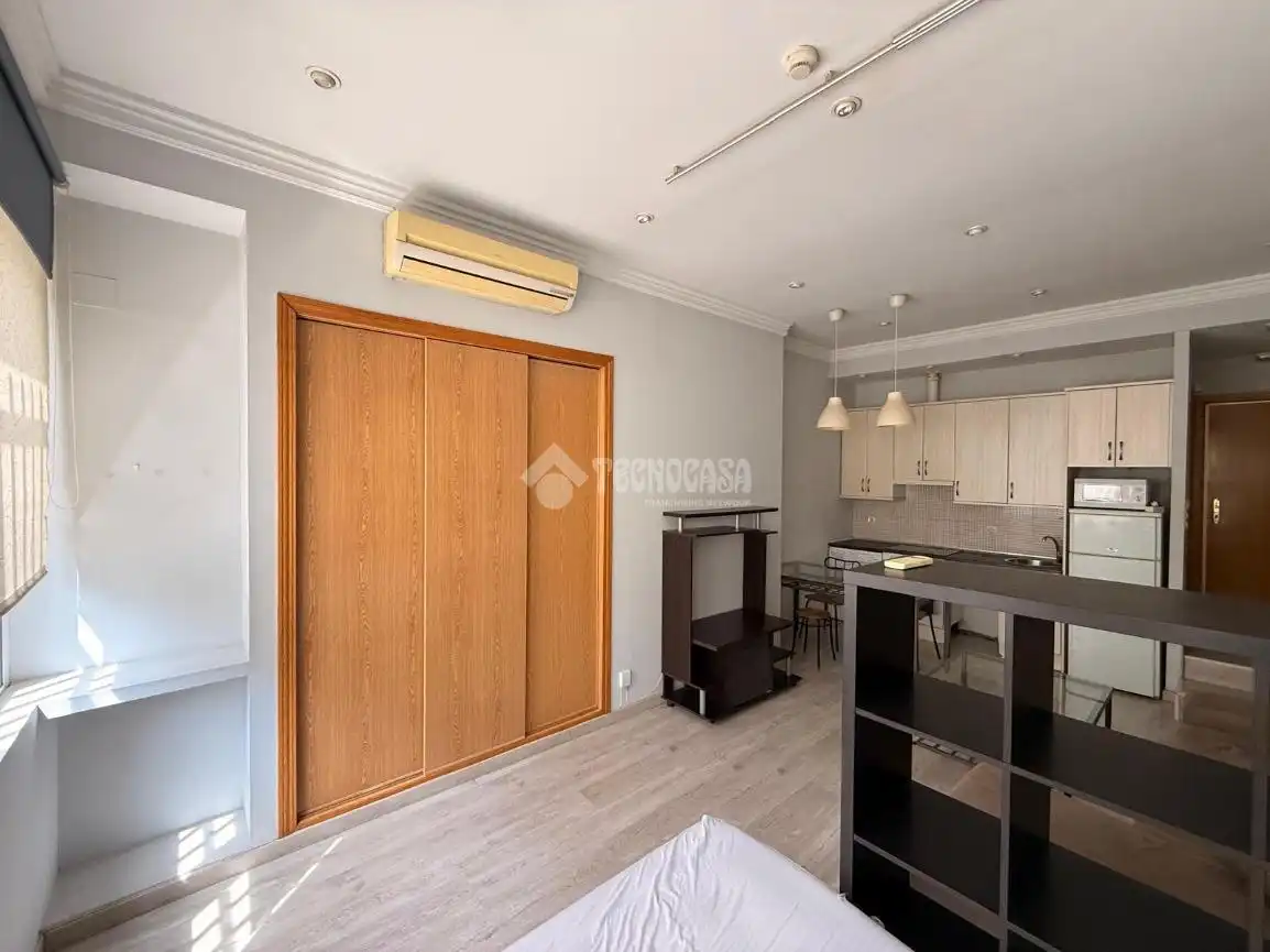 Bedroom of Study for sale in Madrid  with Air Conditioner, Alarm and Home automation