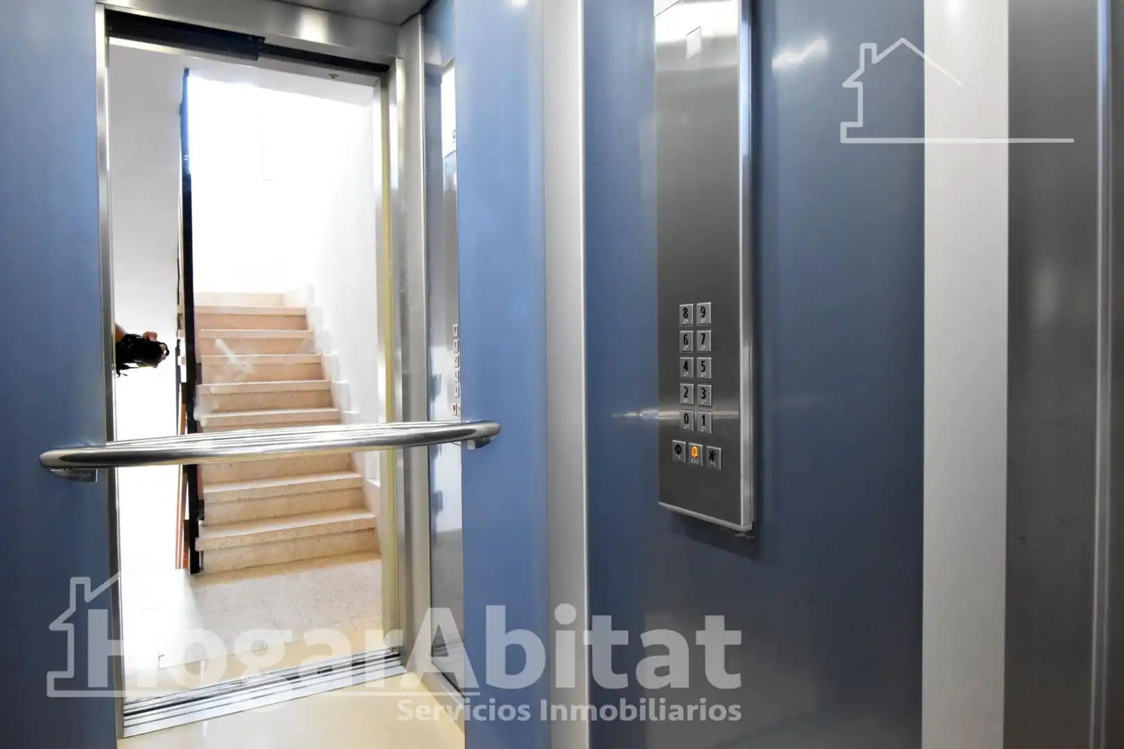 Parking of Flat for sale in Miramar  with Air Conditioner, Terrace and Balcony