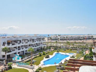 Penthouse mit Pool zum Verkauf in San Juan de los Terreros