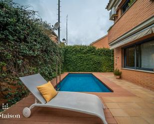 Swimming pool of Single-family semi-detached for sale in Sant Andreu de Llavaneres  with Air Conditioner, Heating and Private garden