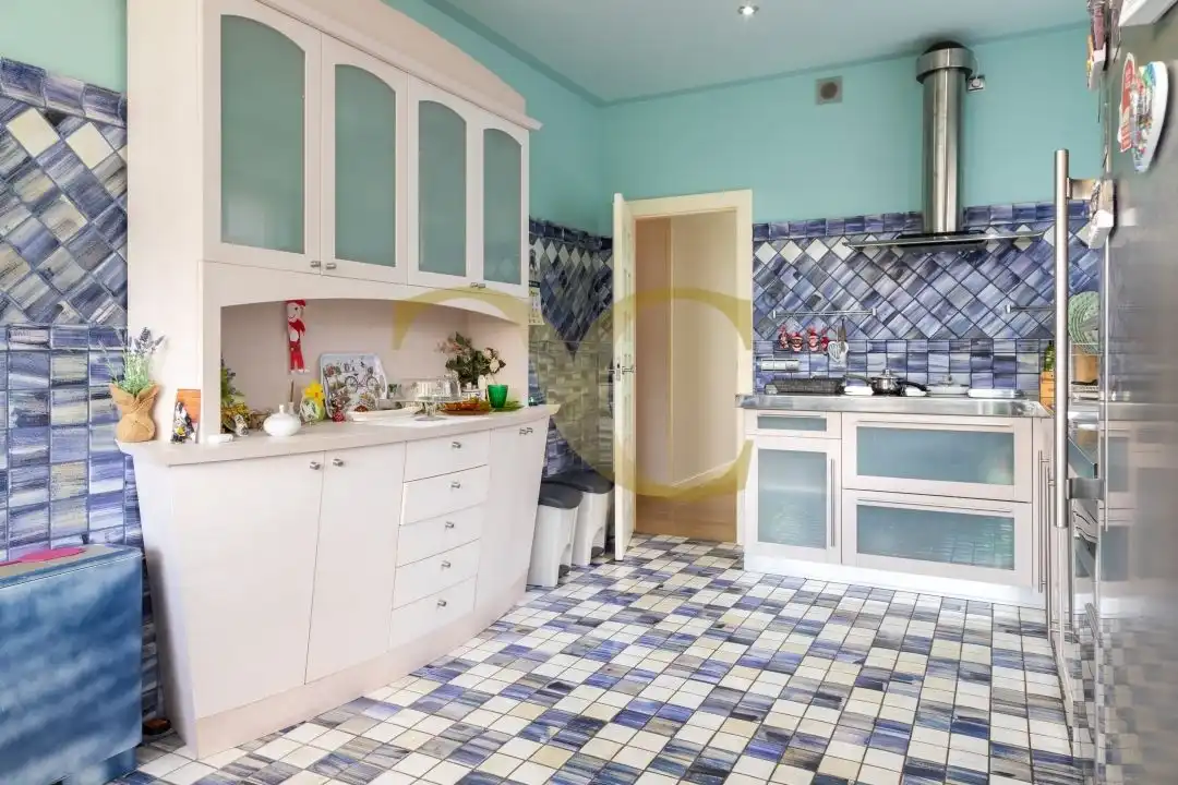 Cocina de Casa o chalet en venta en Santa Cruz de Bezana con Aire acondicionado, Calefacción y Jardín privado