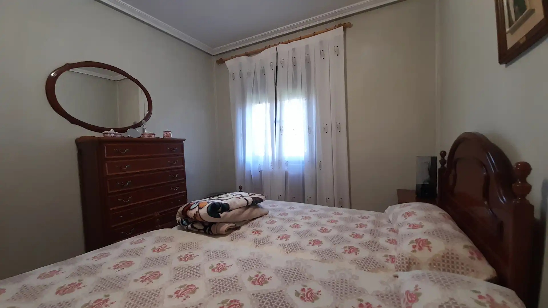 Schlafzimmer von Country house zur Miete in Oviedo  mit Heizung, Terrasse und Möbliert