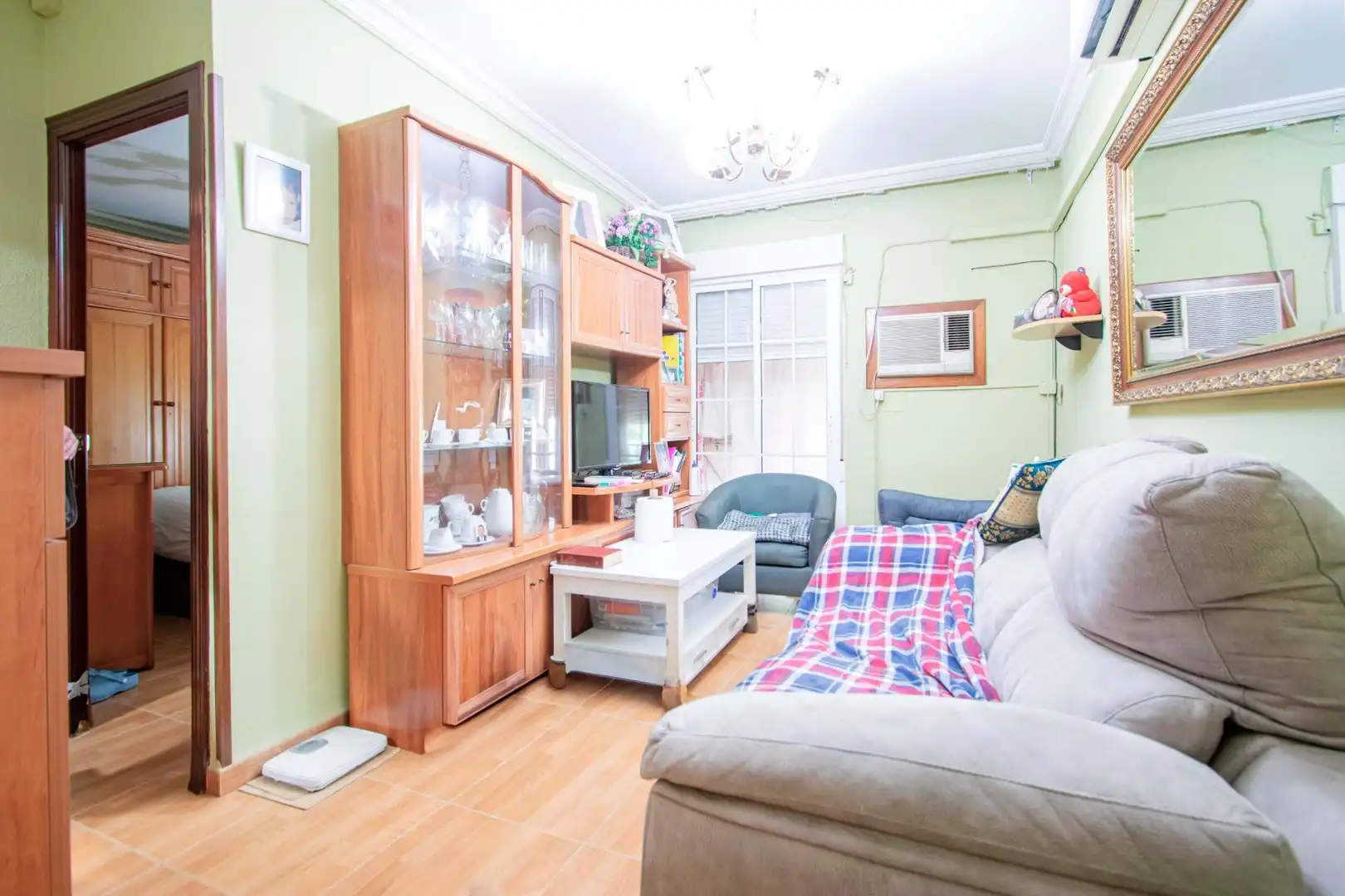 Living room of Flat for sale in Sevilla  with Air Conditioner and Terrace