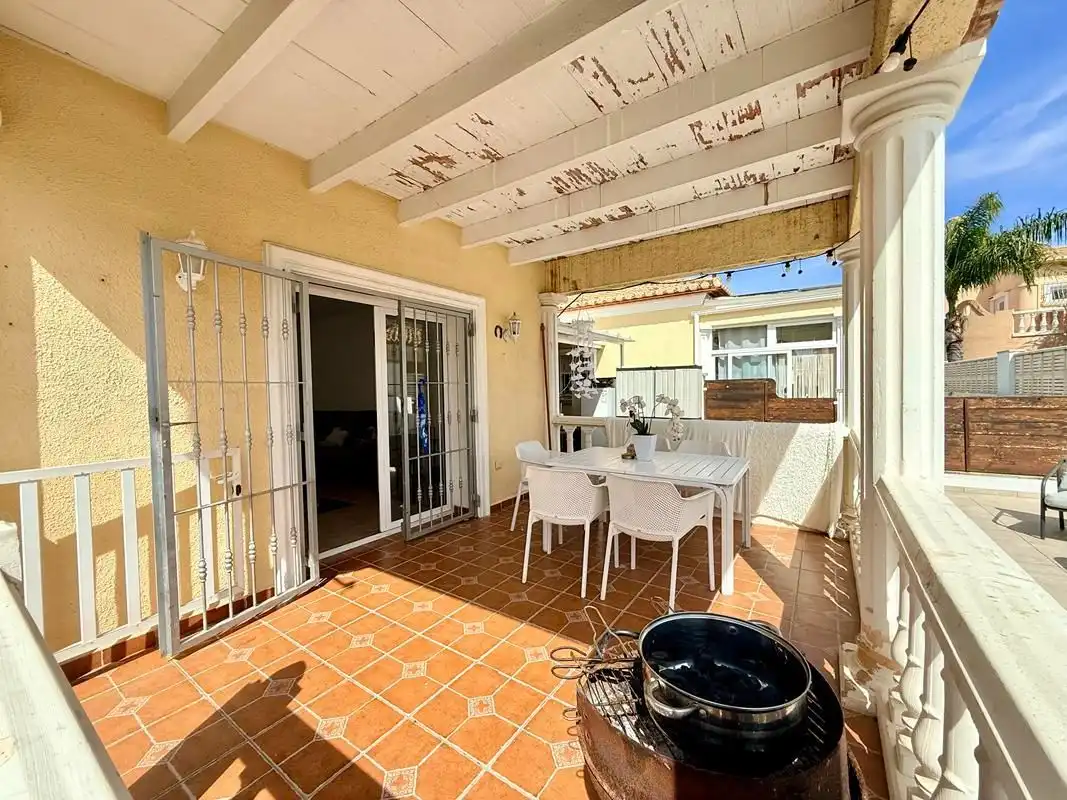 Terrassa de Casa o xalet en venda en Els Poblets amb Aire condicionat, Calefacció i Jardí privat