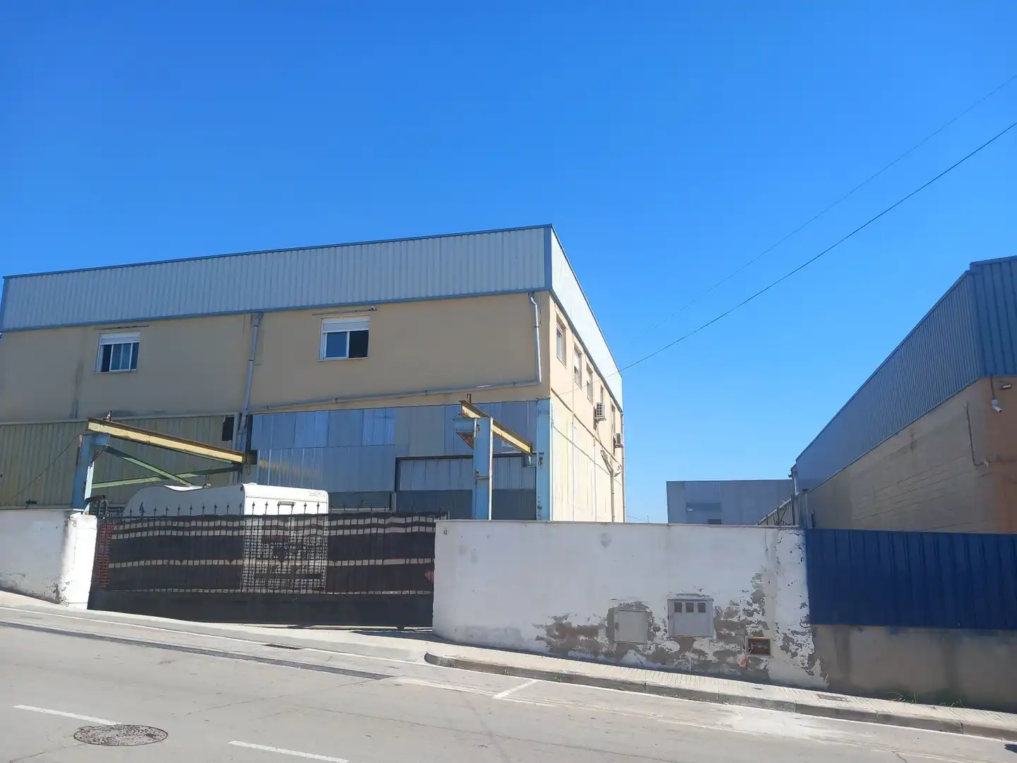 Industriegebäude zum Verkauf in Sant Esteve Sesrovires