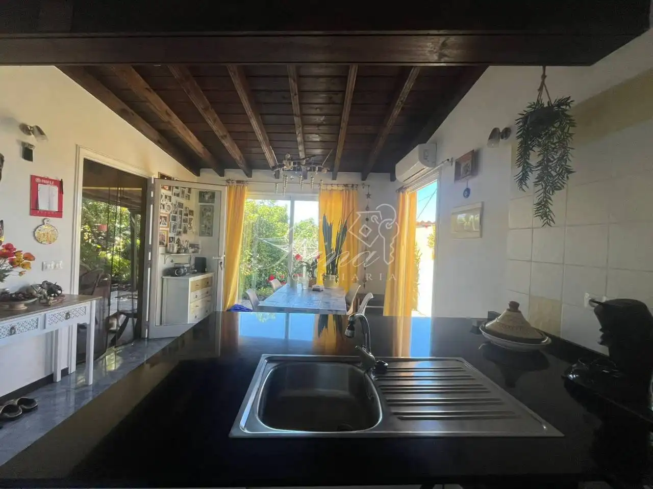 Cocina de Casa adosada en venta en El Paso con Jardín privado