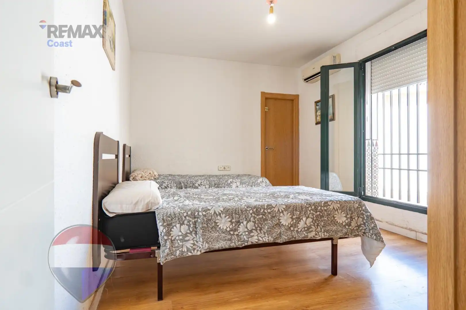 Dormitori de Casa o xalet en venda en Rincón de la Victoria amb Aire condicionat, Jardí privat i Piscina