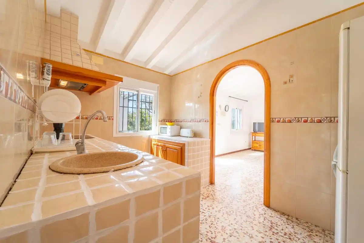 Cocina de Casa adosada en venta en Frigiliana con Aire acondicionado, Calefacción y Jardín privado