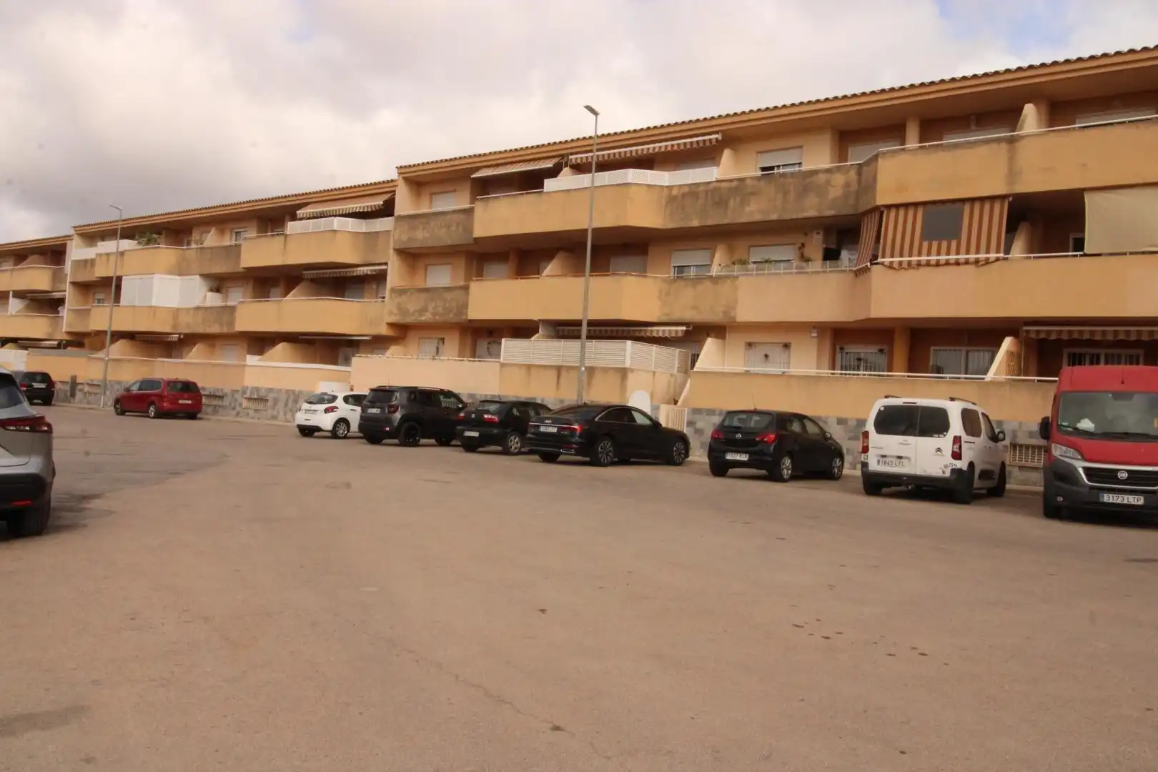 Vista exterior de Piso en venta en La Unión con Terraza, Trastero y Balcón