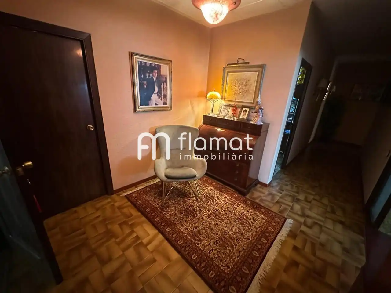 Sala de estar de Edificio en venta en Santa Coloma de Gramenet