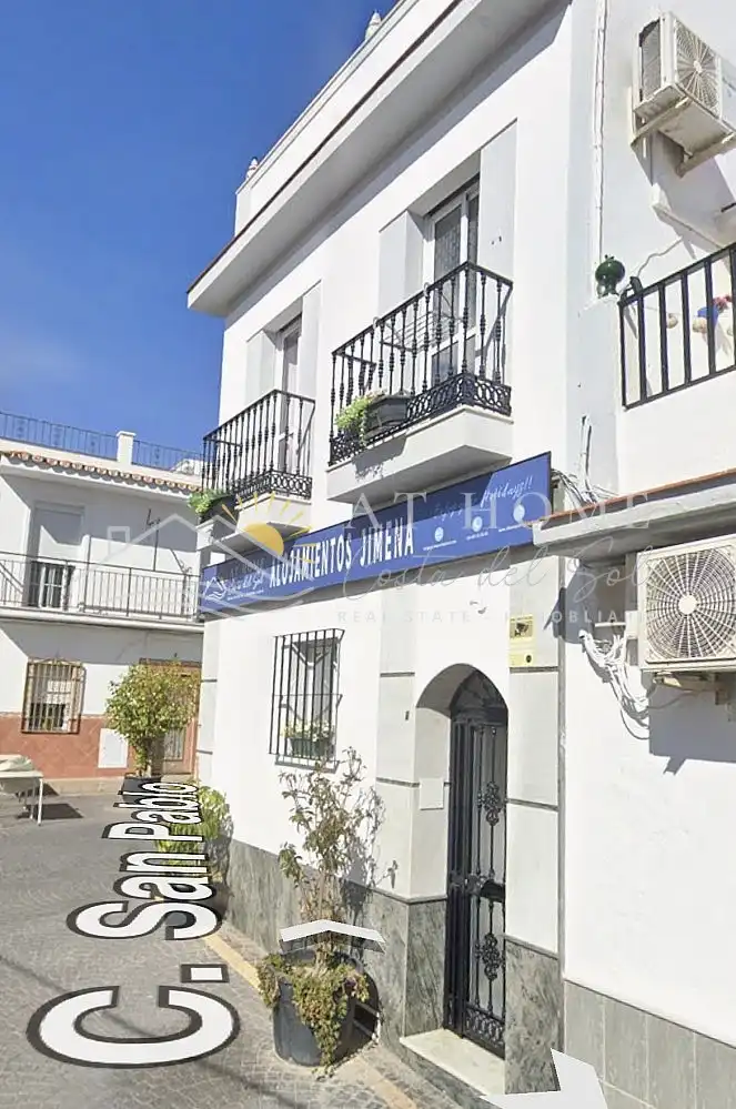 Vista exterior de Casa o chalet en venta en Nerja con Terraza y Horno