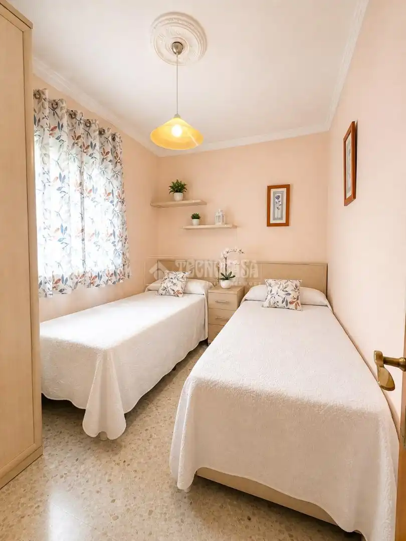 Bedroom of Detached homes for sale in Jerez de la Frontera  with Air Conditioner, Heating and Private garden