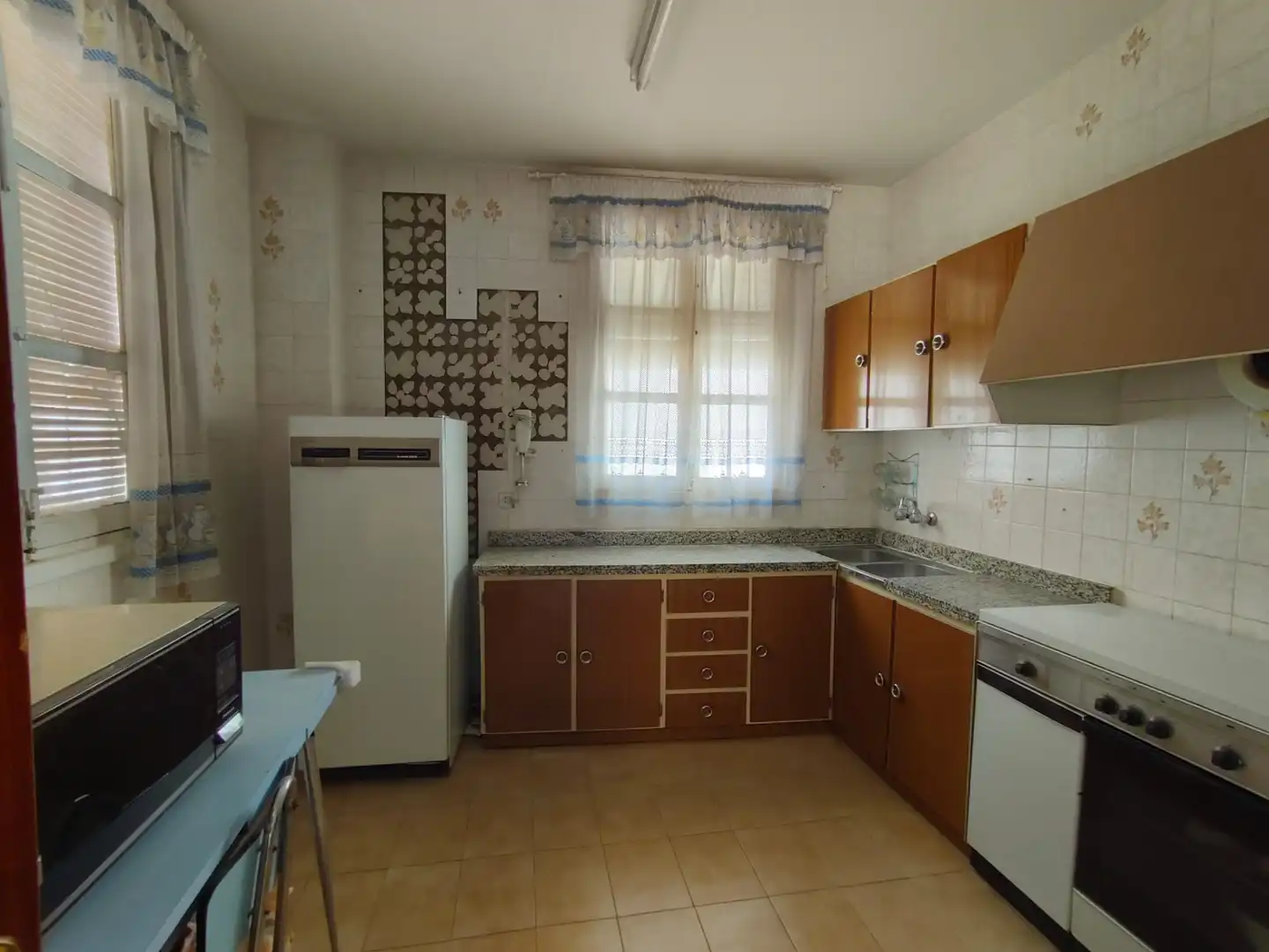 Cuina de Casa o xalet en venda en Guadix
