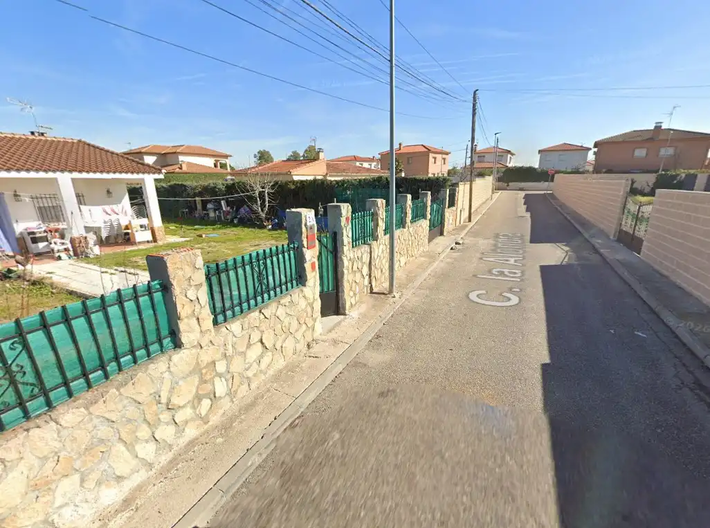 Chalet en venta en Calle la Alondra