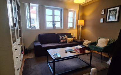 Sala d'estar de Apartament en venda en Vigo 