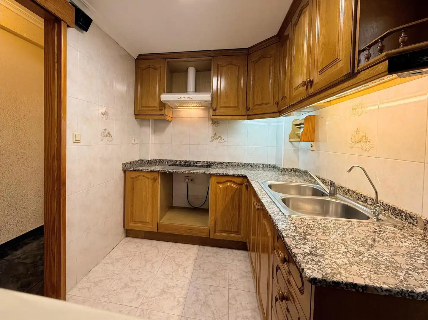 Kitchen of Flat for sale in Alicante / Alacant  with Air Conditioner