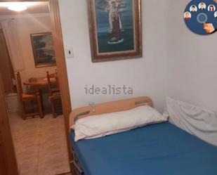 Dormitori de Apartament en venda en Ourense Capital  amb Calefacció i Moblat