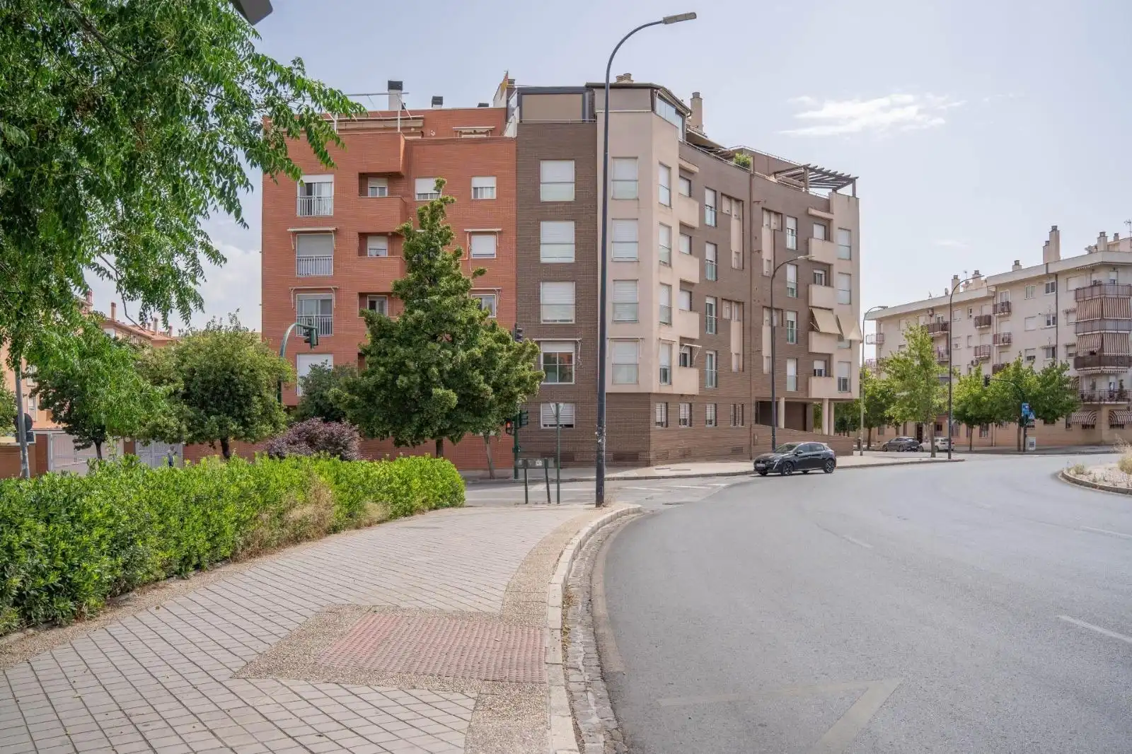 Vista exterior de Pis en venda en Granada amb Aire condicionat, Traster i Moblat