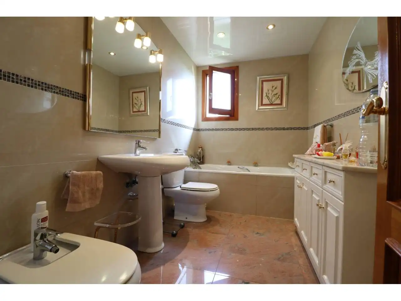 Bathroom of Houses for sale in Cerdanyola del Vallès  with Private garden