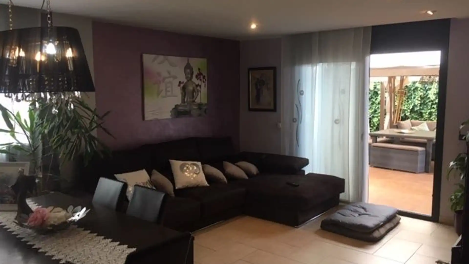 Sala d'estar de Casa o xalet en venda en Campllong amb Calefacció, Jardí privat i Terrassa