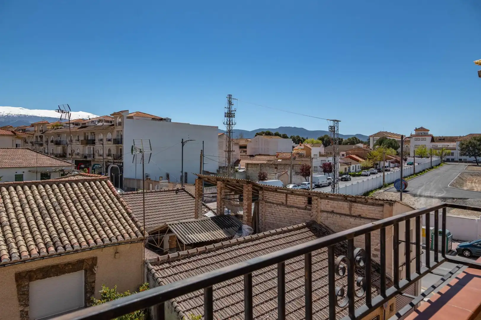 Vista exterior de Ático en venta en Armilla con Aire acondicionado, Trastero y Amueblado