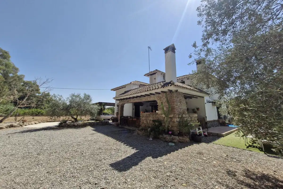 Casa rústica amb jardí en venda a Coín, imagen 15