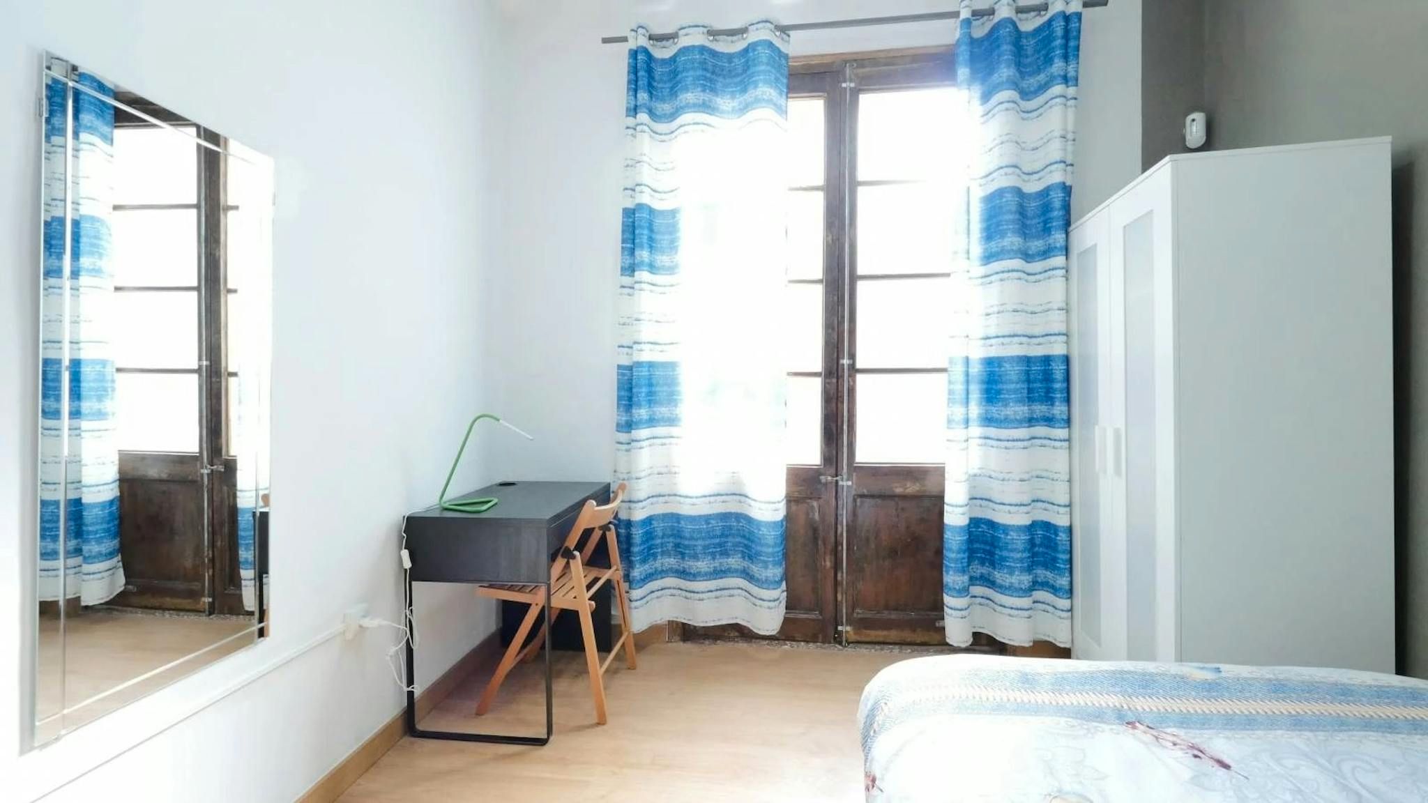 Dormitori de Pis per a compartir en  Barcelona Capital amb Rentadora