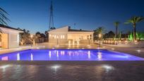 Swimming pool of House or chalet for sale in Elche / Elx  with Air Conditioner, Heating and Private garden