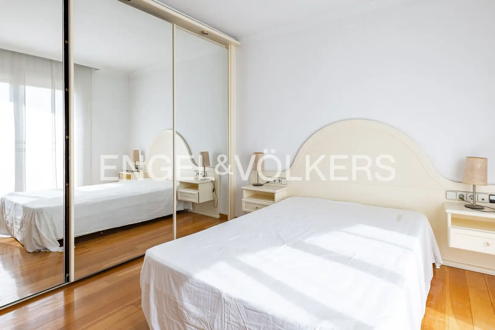 Habitación de Piso en venta en Barcelona con Aire acondicionado, Calefacción y Terraza