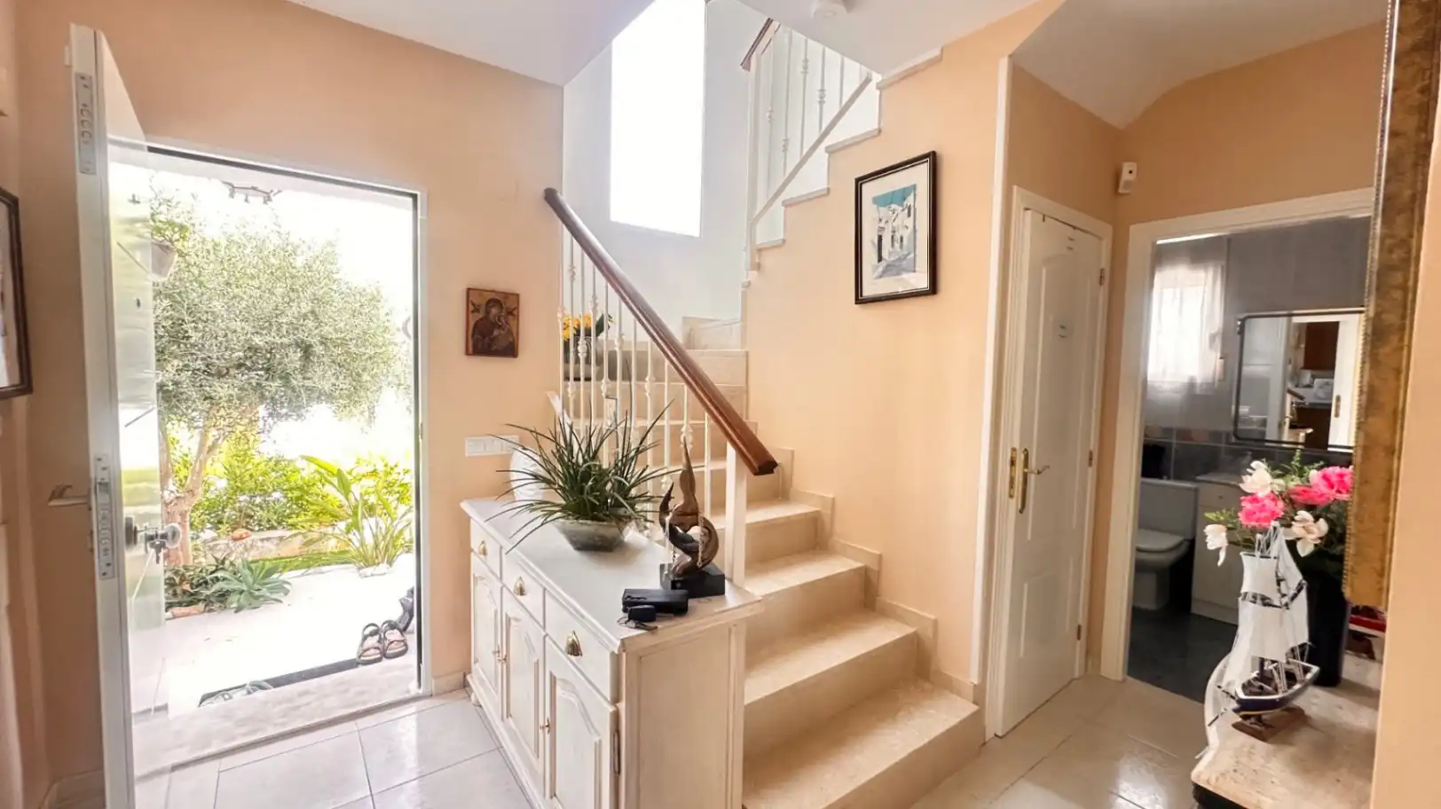 Detached house with pool for sale in El Montgó, imagen 14
