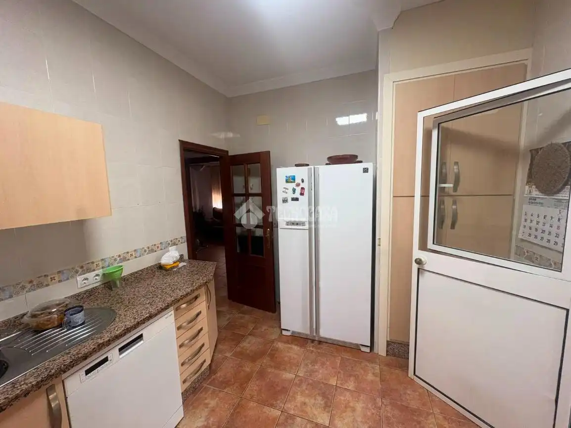 Cocina de Casa o chalet en venta en Espartinas con Aire acondicionado, Calefacción y Jardín privado