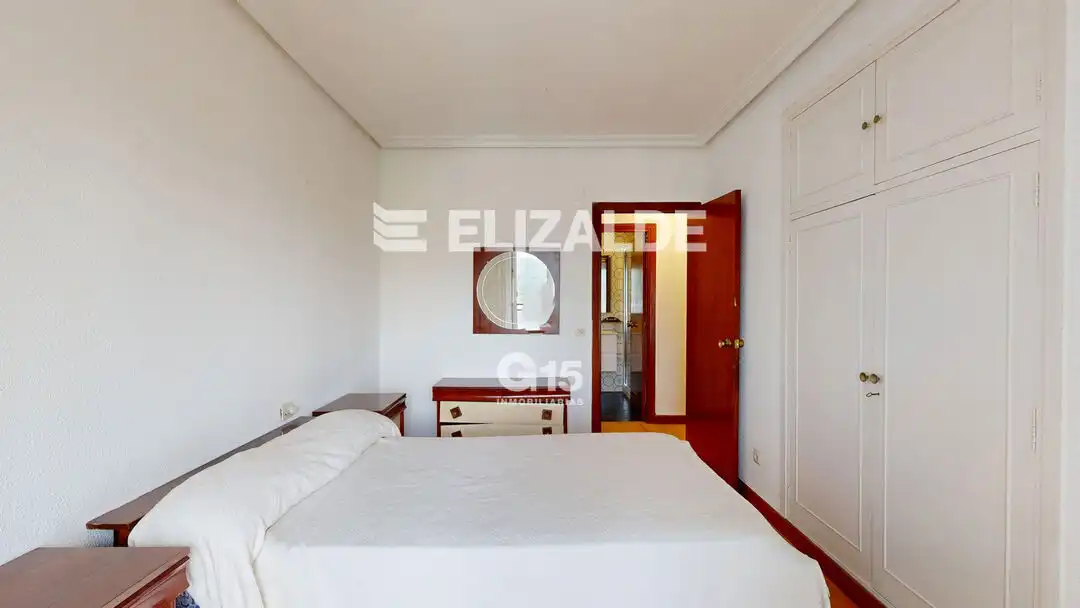 Piso con terraza en venta en Txapinene Kalea, imagen 10