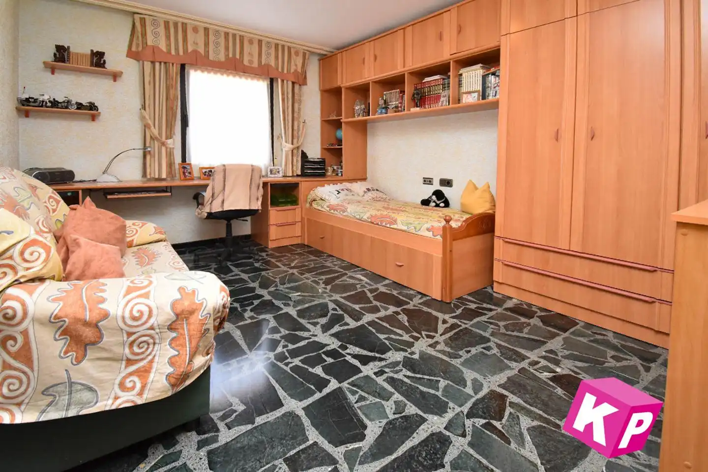 Dormitori de Casa o xalet en venda en Elche / Elx amb Jardí privat, Terrassa i Traster