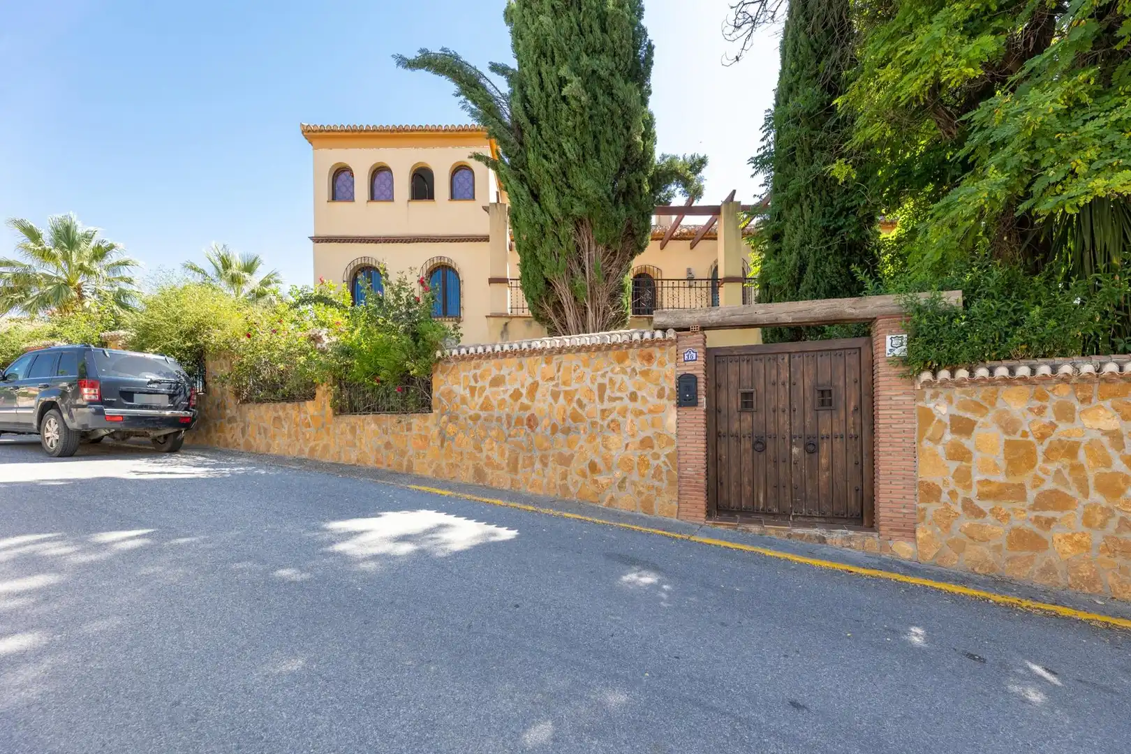 Vista exterior de Casa o chalet en venta en Villa de Otura con Aire acondicionado, Jardín privado y Terraza