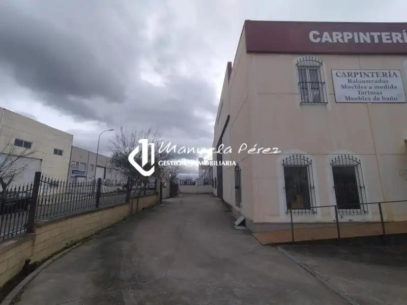 Nau industrial en venda a Malpartida de Cáceres, imagen 3
