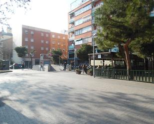 Vista exterior de Local en venda en  Madrid Capital