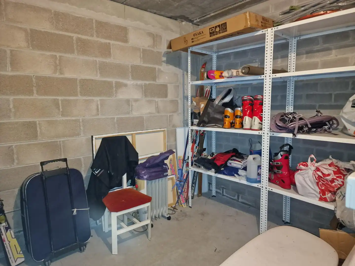 Garage for sale in Calle UNICA AG CANDANCHU, 4, Aisa
