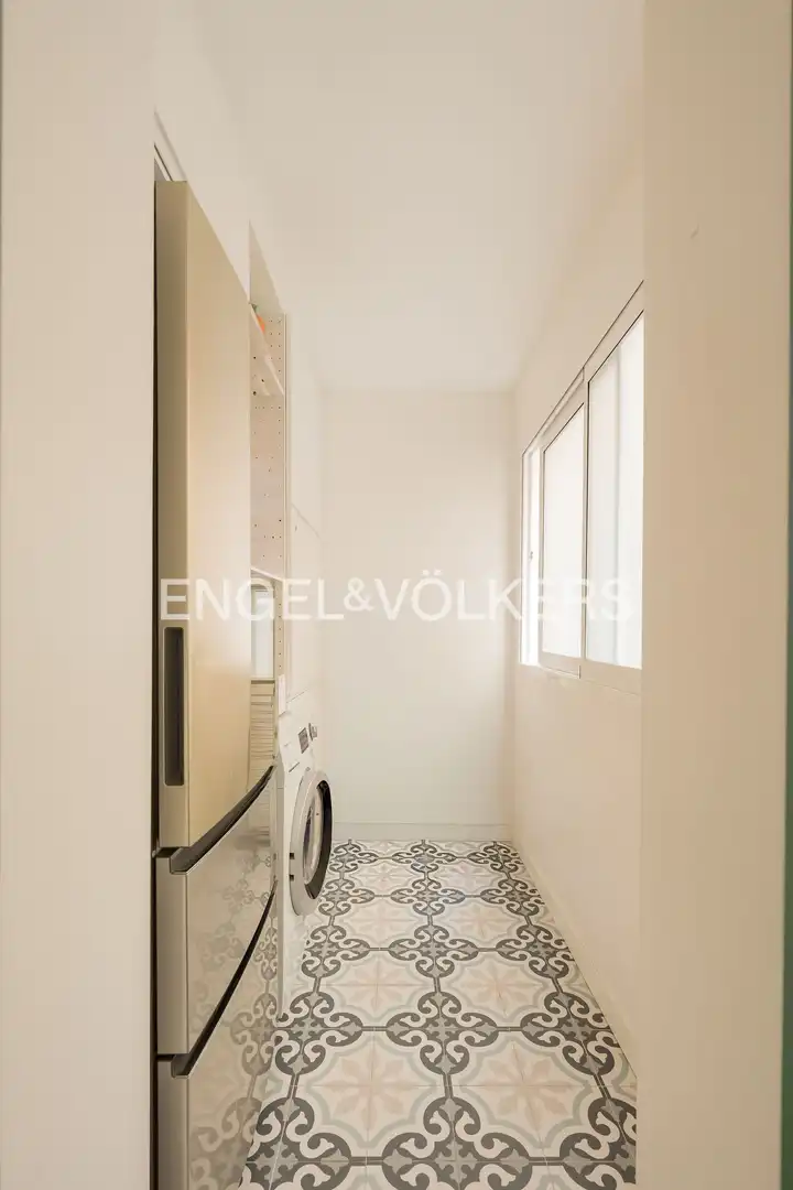 Kitchen of Flat for sale in Madrid  with Air Conditioner, Heating and Private garden