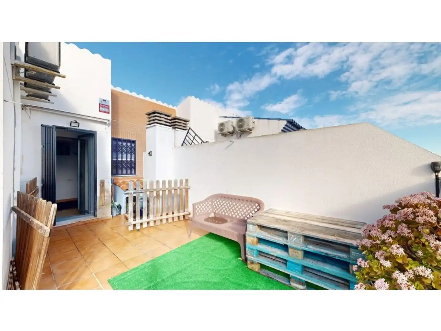 Terraced house with pool for sale in 10, imagen 9
