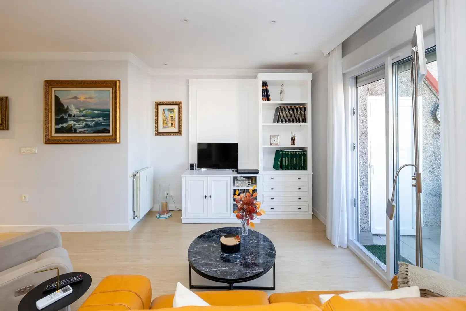 Wohnzimmer von Dachboden zum Verkauf in Granada mit Terrasse