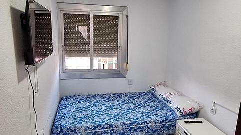 Foto 5 de Apartament en venda a Colonia Requena, Alicante