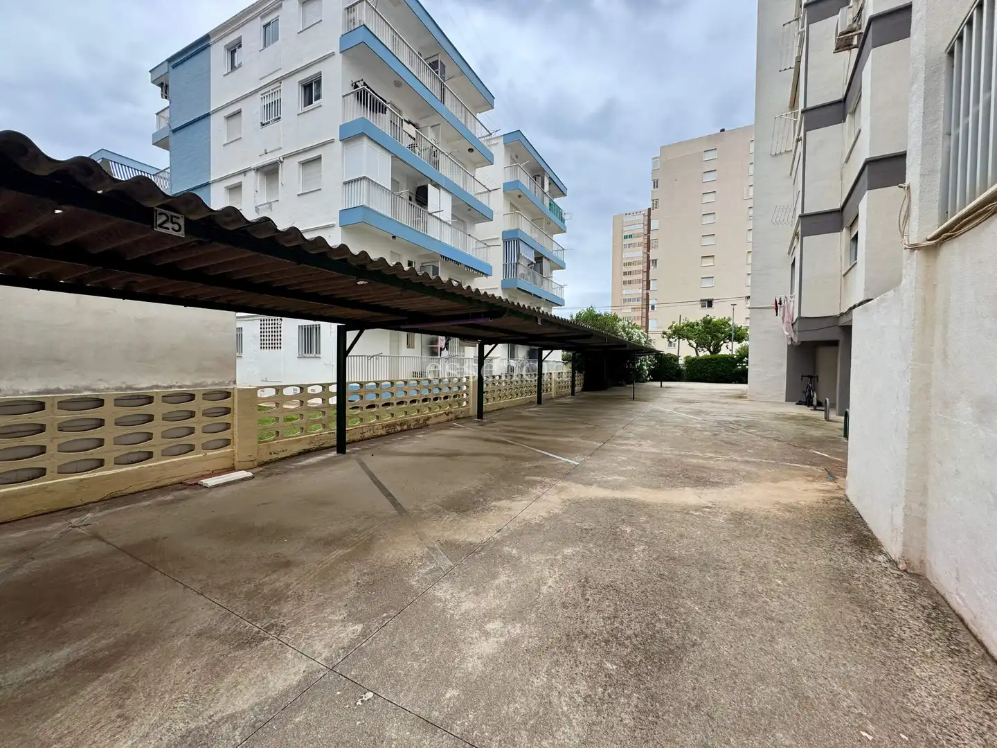 Parking de Apartamento en venta en Gandia con Aire acondicionado, Terraza y Balcón