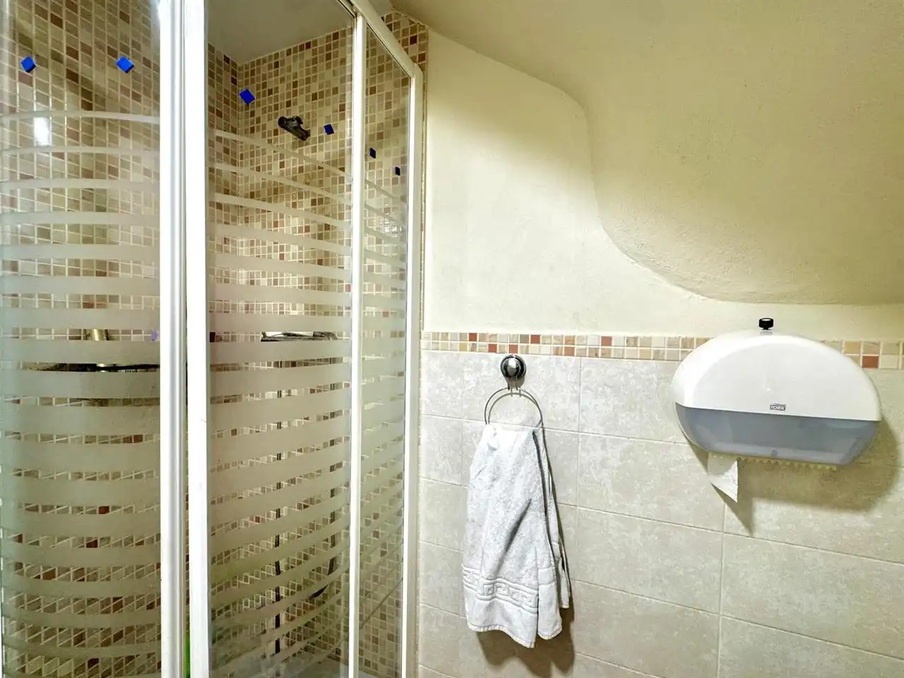 Bathroom of Houses for sale in Finestrat  with Air Conditioner, Private garden and Swimming Pool