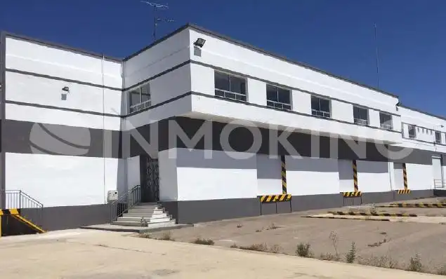 Außenansicht von Fabrikhallen zum Verkauf in Lorca