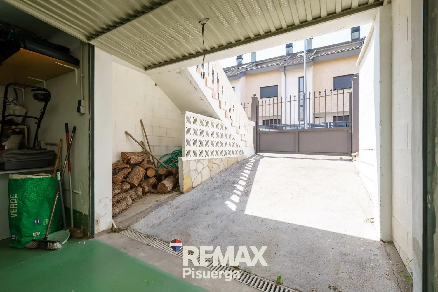 Aparcament de Casa o xalet en venda en Valladolid amb Aire condicionat, Calefacció i Terrassa
