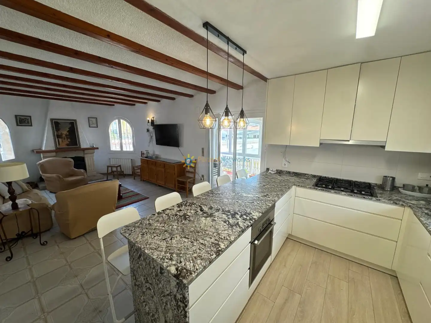 Kitchen of Houses for rent in Oliva  with Terrace, Furnished and Oven