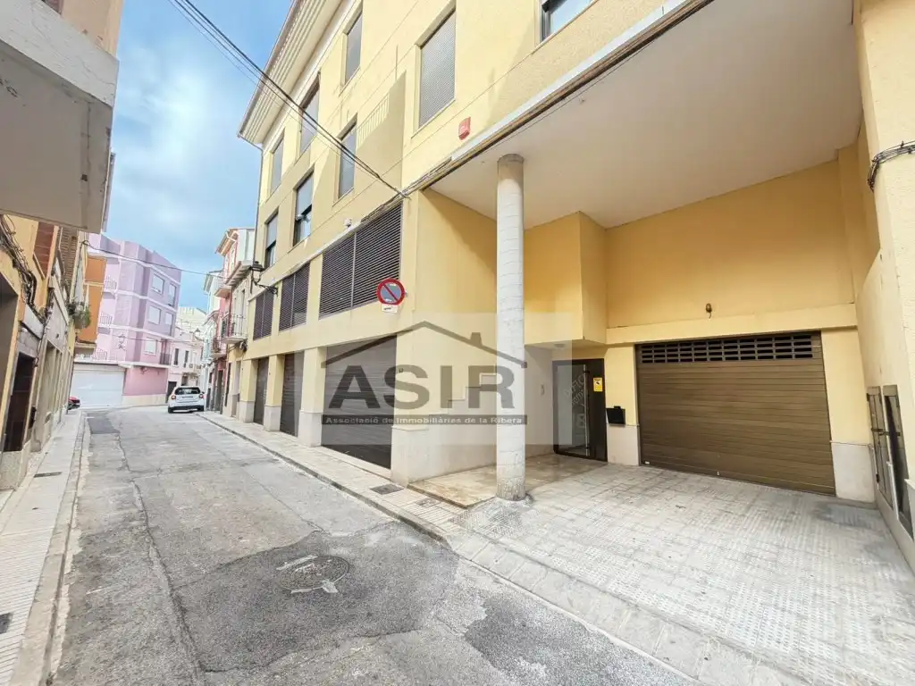 Vista exterior de Garaje en venta en Alzira