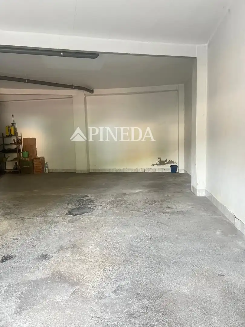 Business premises for sale in Travesía del Vallet, imagen 5