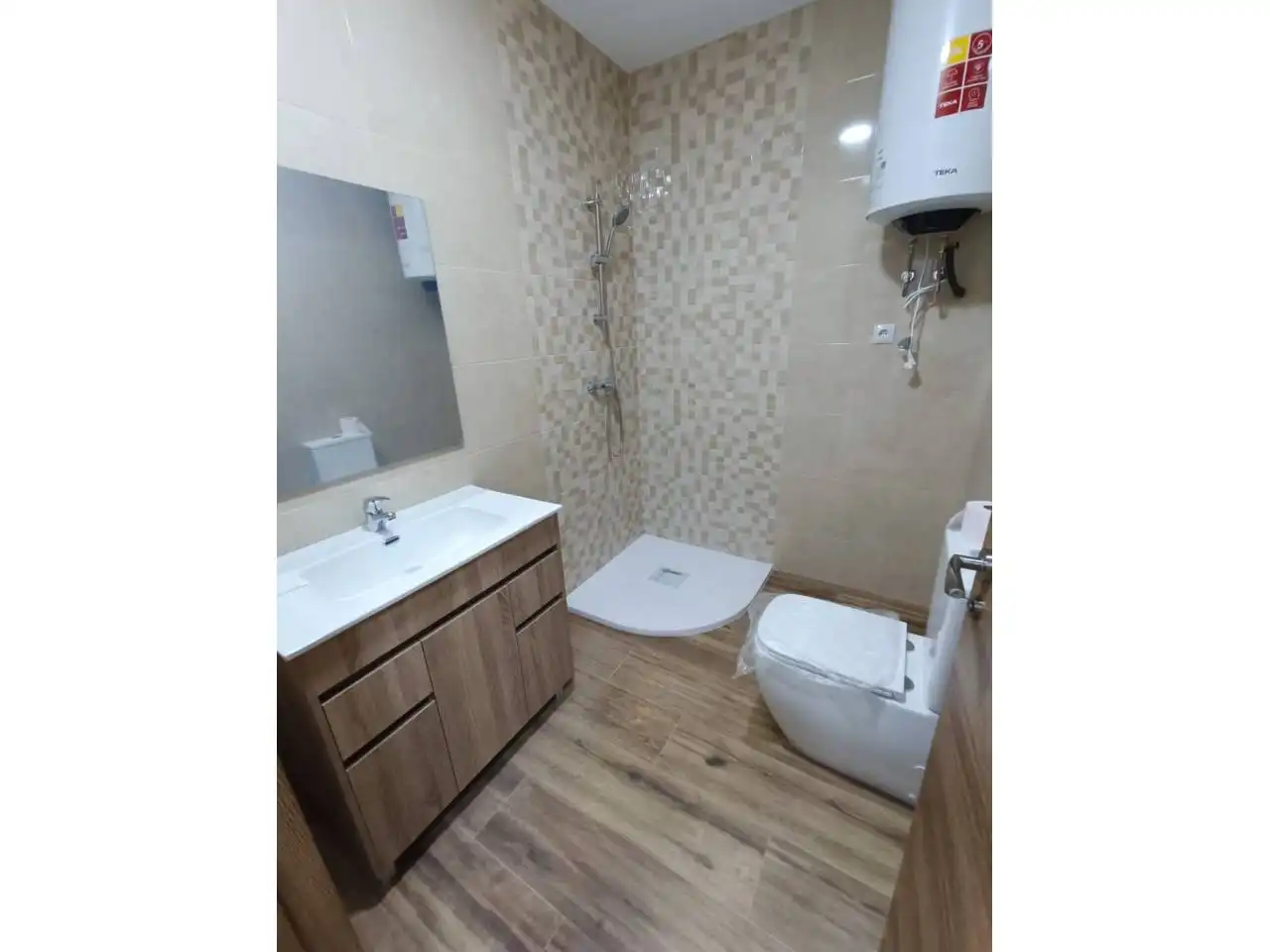 Bathroom of Flat for rent in Fuenlabrada  with Heating