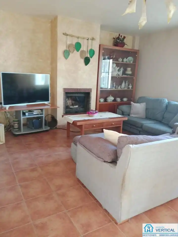 Sala de estar de Casa o chalet en venta en Náquera con Aire acondicionado, Terraza y Piscina